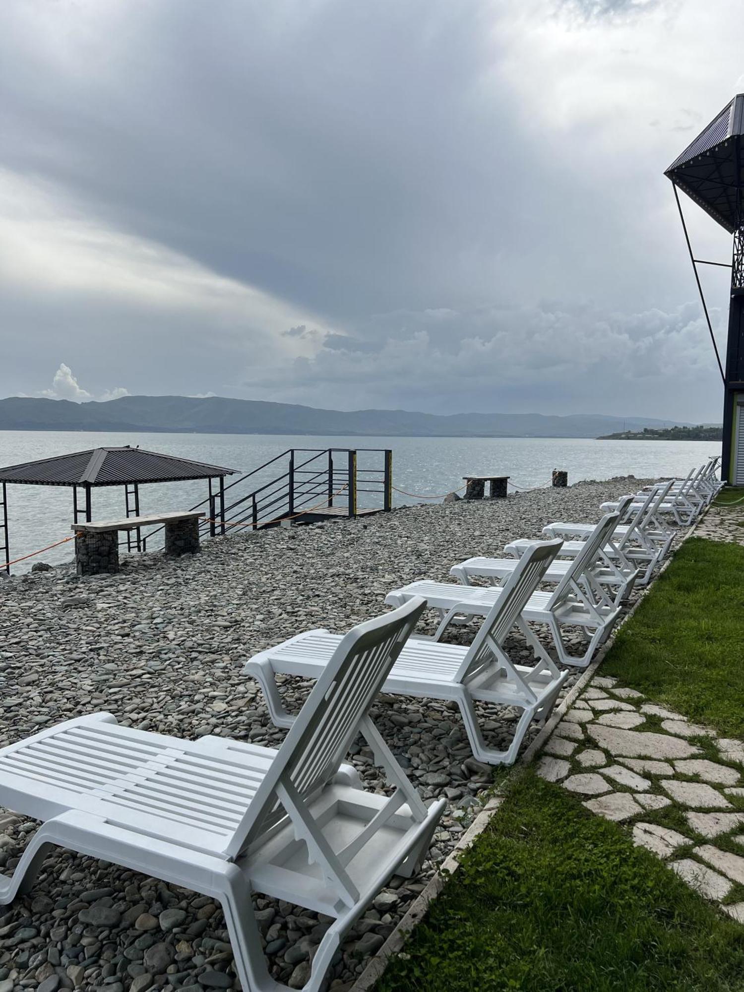 Altitude 1900 Dive Resort - Sevan Lake Chambarak Luaran gambar